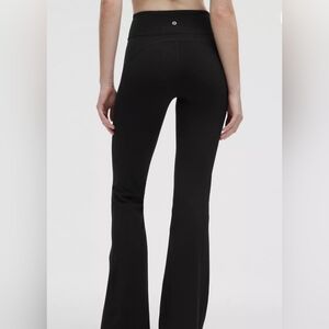 lululemon NWT Groove Nulu Flared Pants